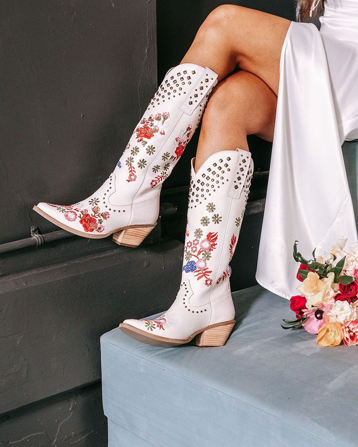 cowgirl bridal boots