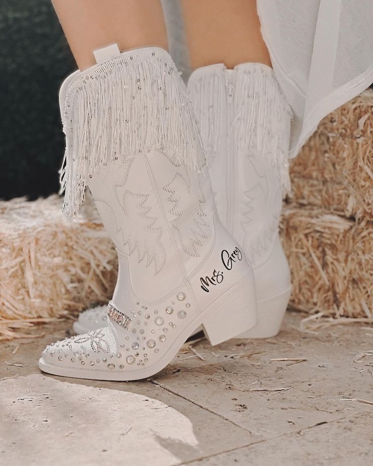 cowgirl bridal boots